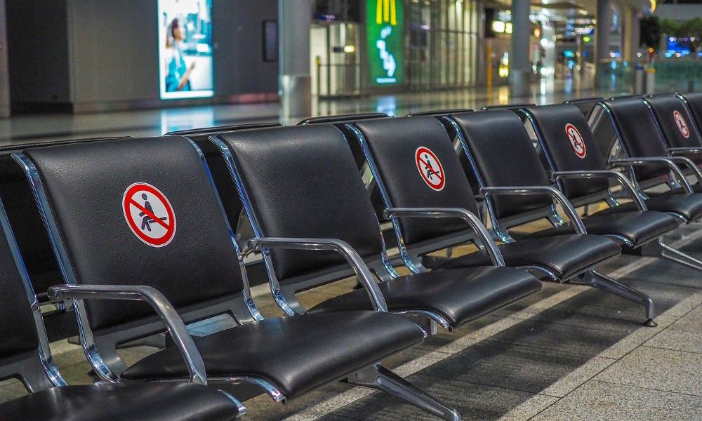 Airport seats with distancing