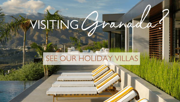 Luxury villa in Granada poolside
