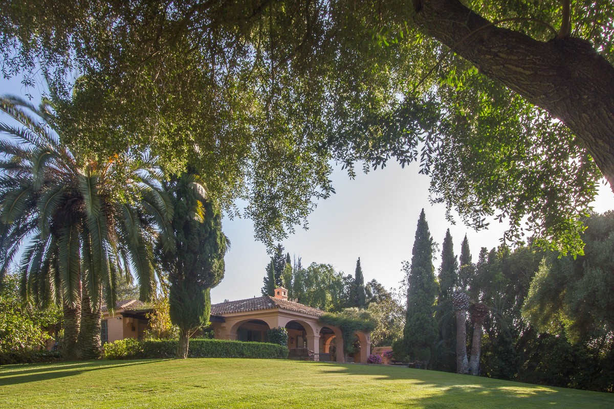 Mature gardens around the Cortijo Luxury cortijo surrounded by mature gardens rental Sotogrande