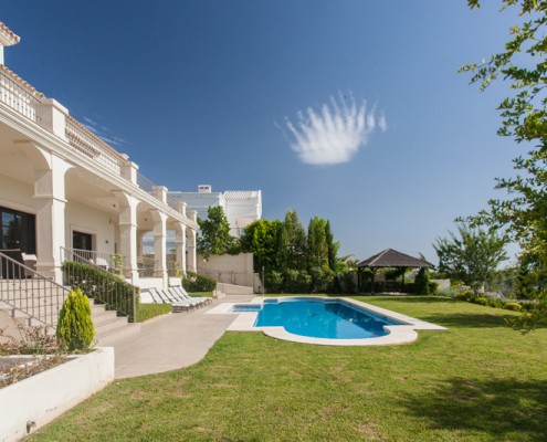 Villa Roma pool golf rental