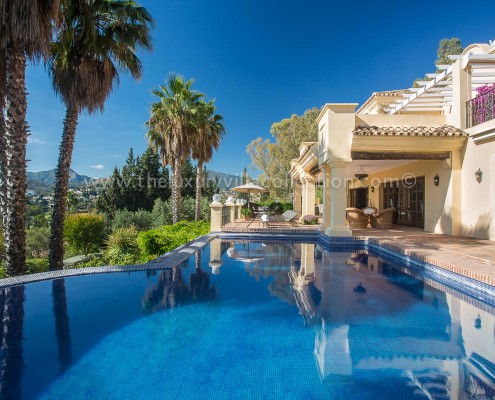 Villa Kynthia Estepona Luxury villa rental