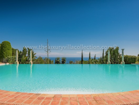 Villa Firenze Marbella Infinity pool sea views
