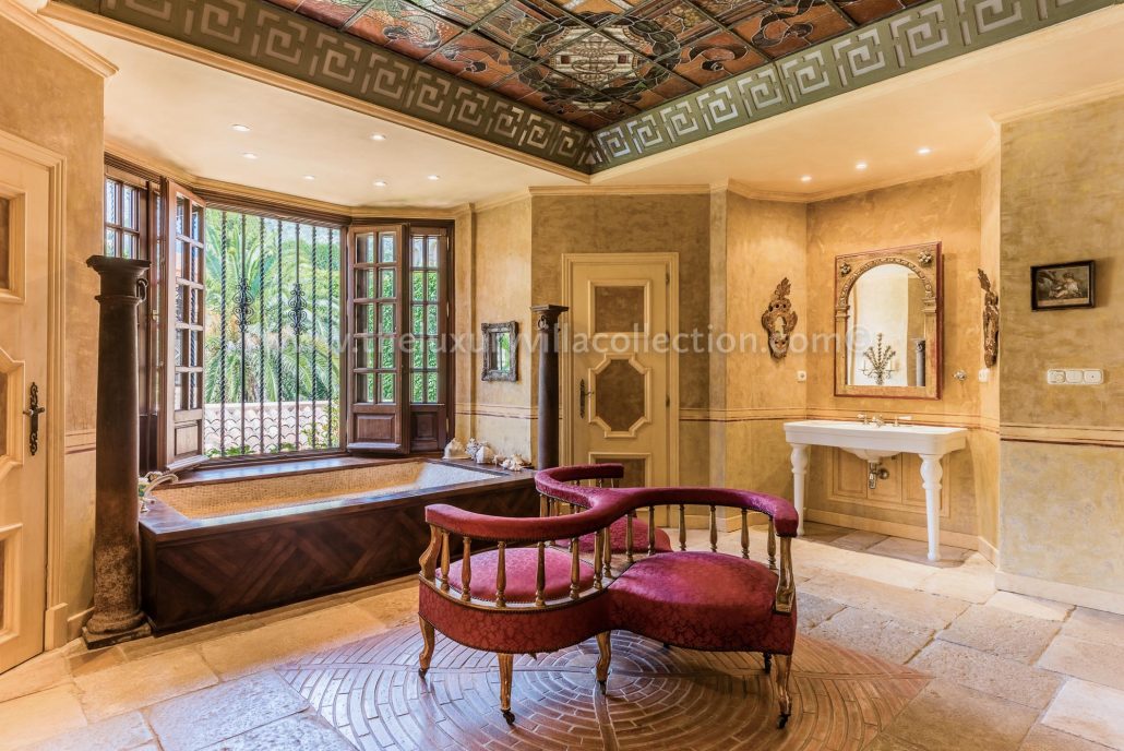 Villa firenze: a 7 bedroom luxury villa in marbella luxury villa ... Master interior design firenze