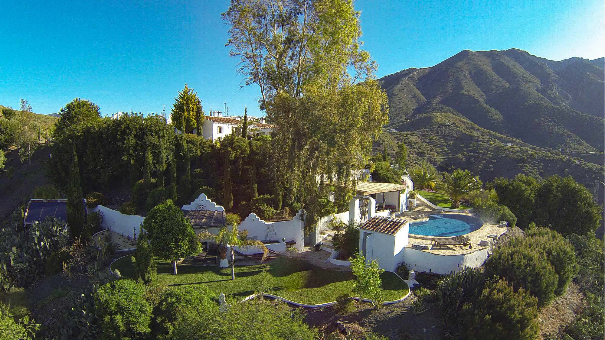 El Mirador Estate 15Bed Luxury Villa to Rent in the Axarquia Luxury