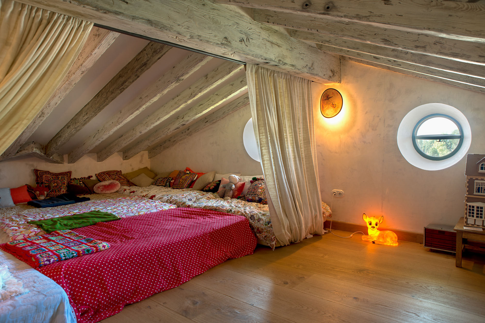 The Family Villa Collection