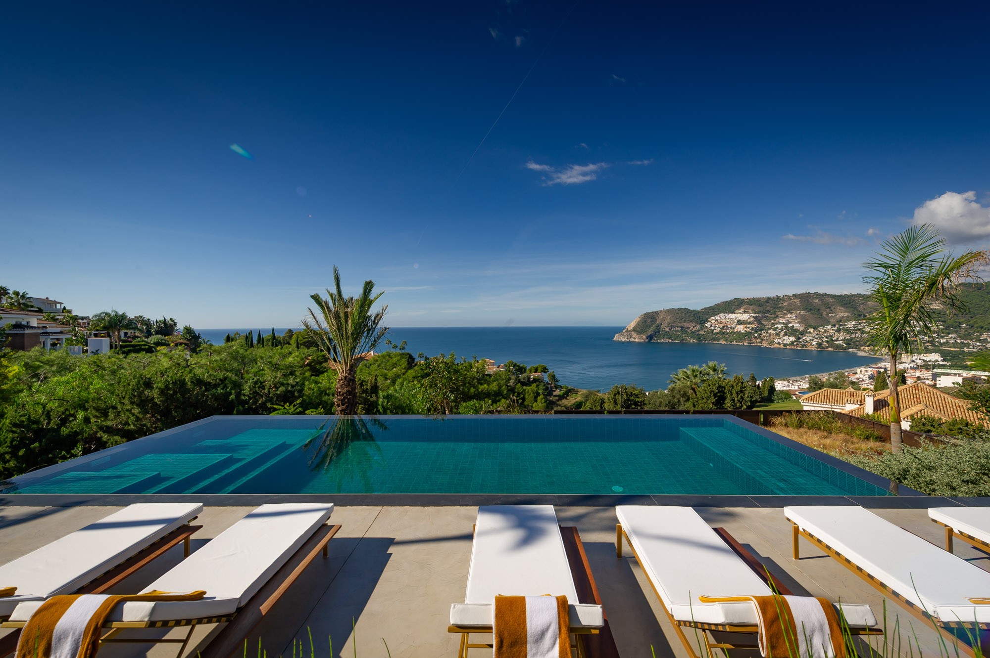 Luxury villas in Spain for Easter Spring 2024