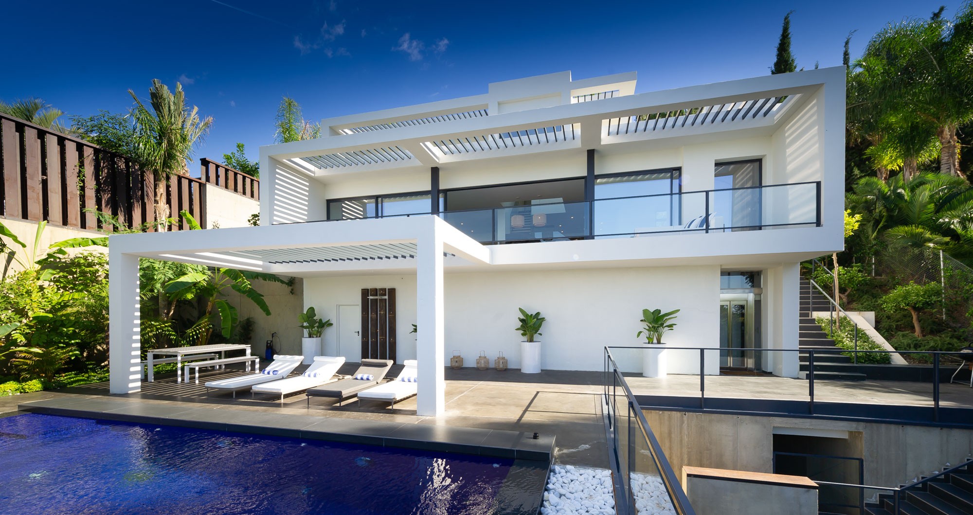 Villa Kari, Costa tropical luxury villa rental