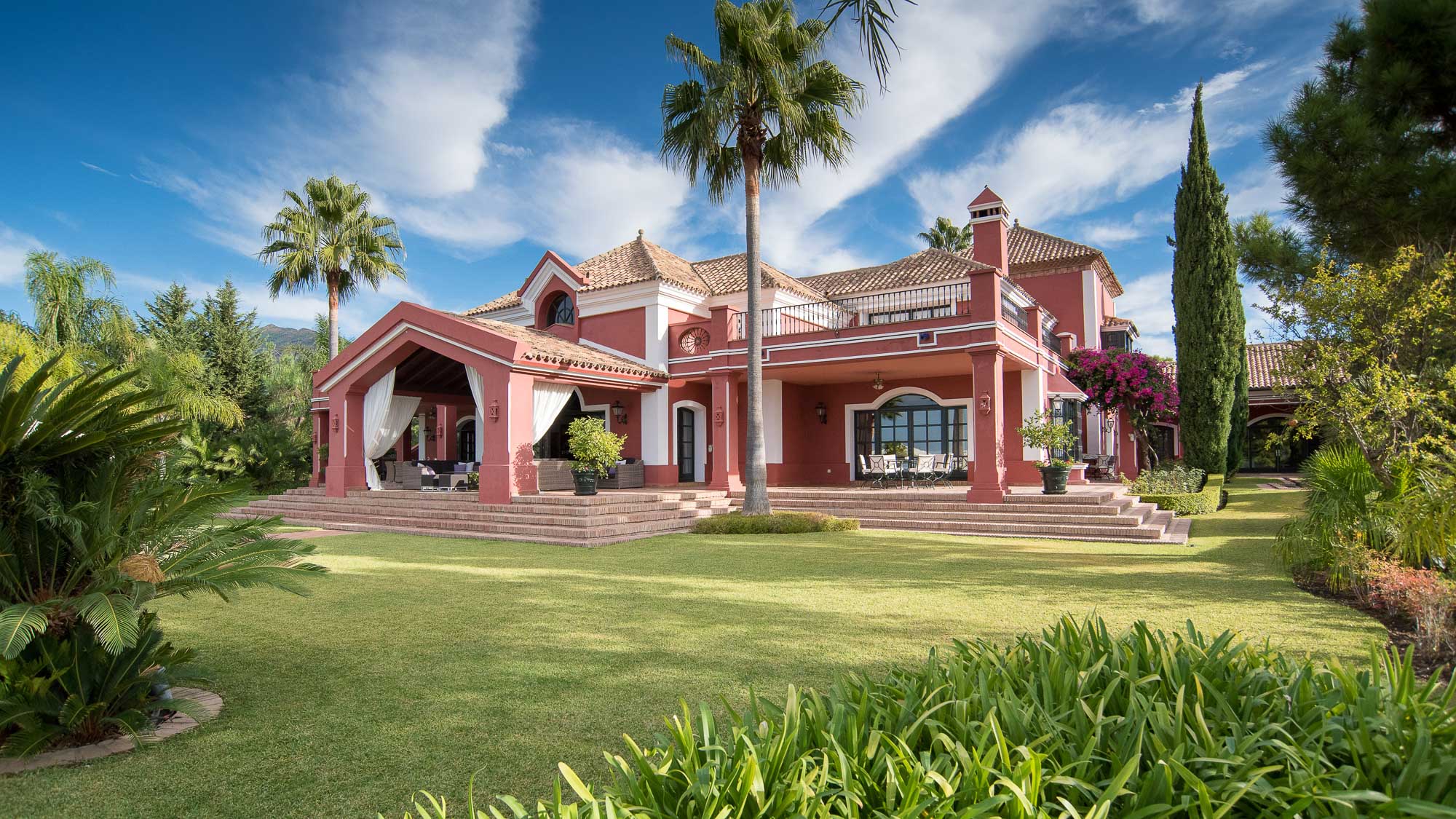 7 Bedroom Luxury Villa For Rent in La Zagaleta Luxury Villa Collection