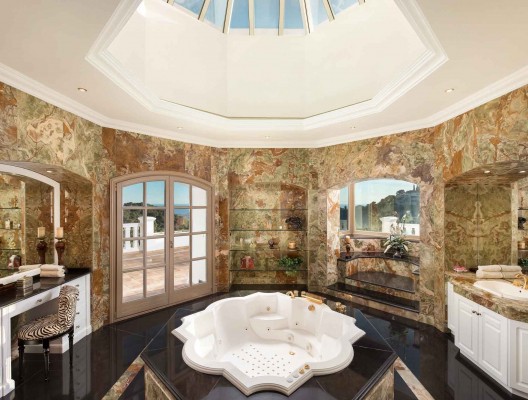 Villa Shiro La Zagaleta luxury master bathroom