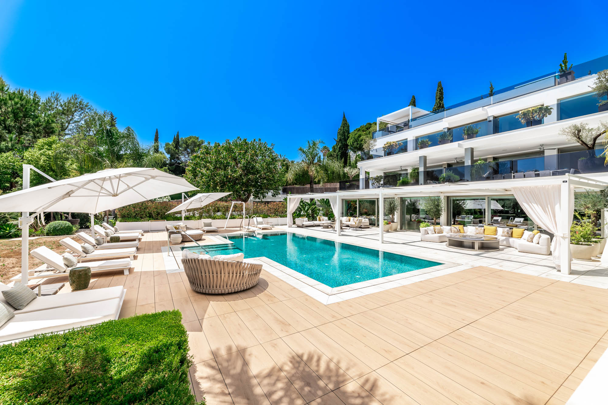 Villa Talaia Garden Lawn, Lower Pool and Exterior