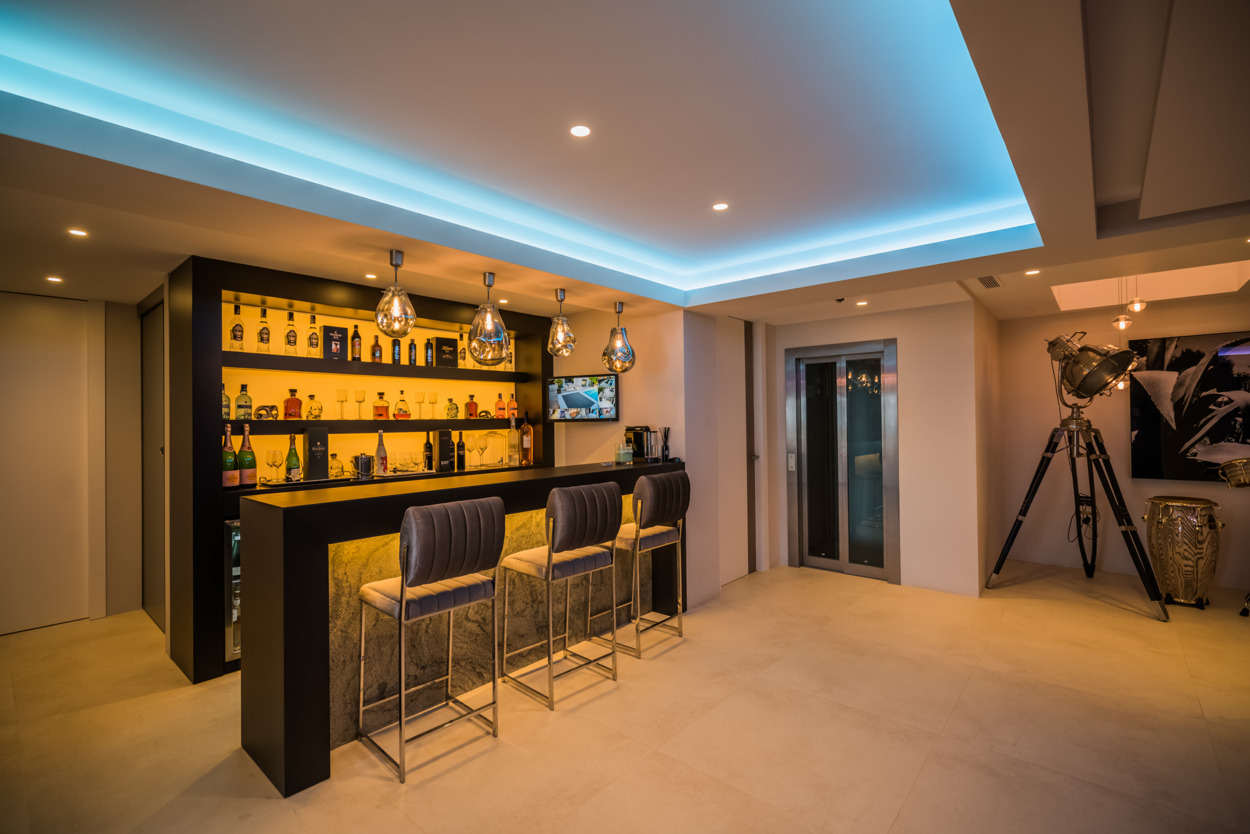 Villa Talaia Indoor Cocktail and Wine Bar