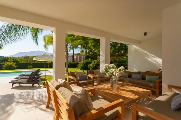 Casa Anneli Outdoor Seating Area with Shade