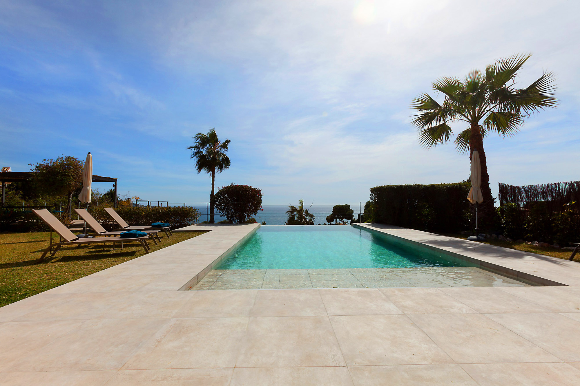 Villa Estrelizia Luxury 5-Bed Villa in La Herradura | The Luxury Villa ...