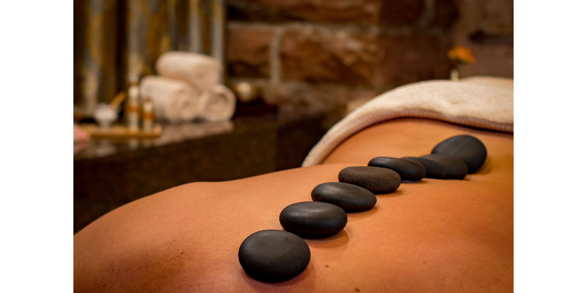 Hot Stone Massage Spa Treatment