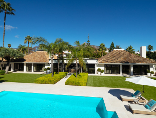 1 Villa Nesia Luxury Platinum Villa In Marbella