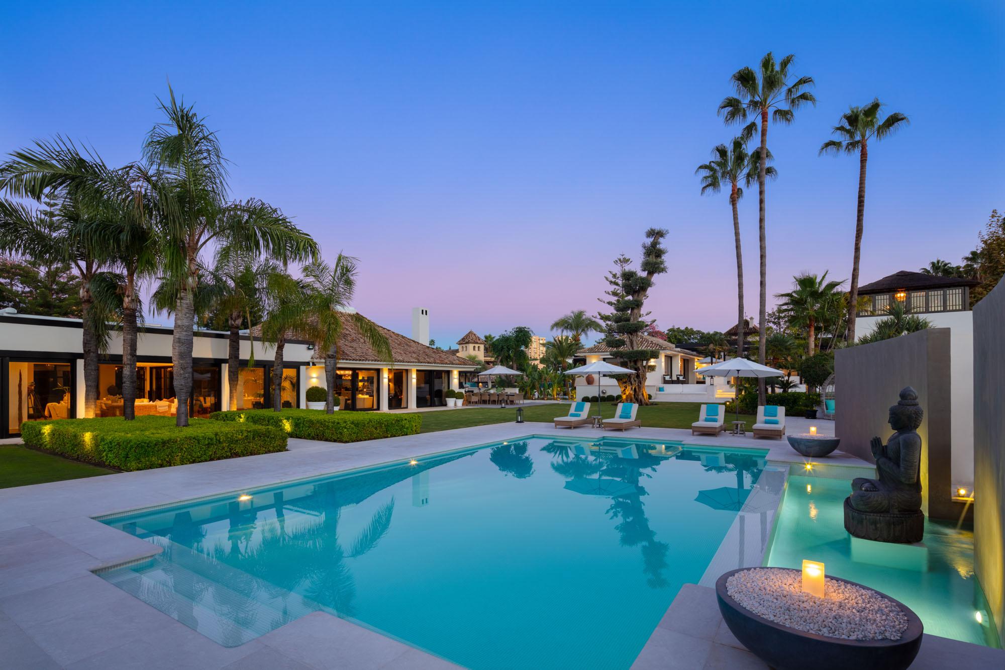Exceptional private villa rental in Marbella