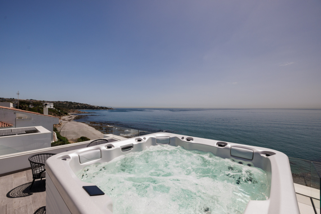 Sotogrande beach villa with rooftop Jacuzzi