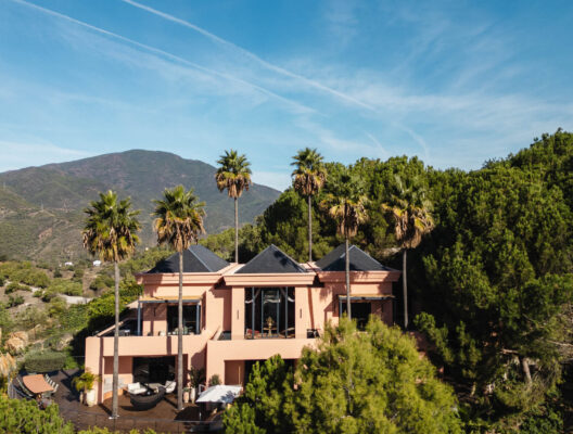 1 Villa Kalani Luxury Private Villa Istan Marbella Front View House