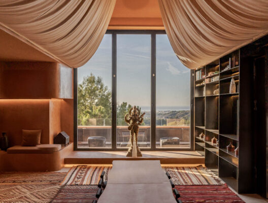 8 Villa Kalani 6 Bed Luxury Villa in Istan Yoga Space