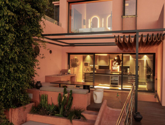 9 Villa Kalani Luxury Private Villa Istan Marbella Slide to Garden