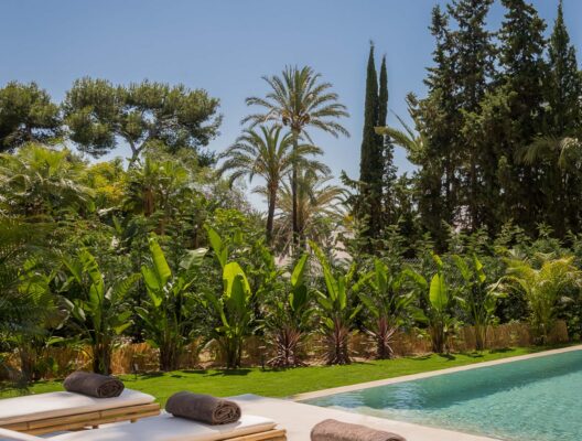 9 Villa Zuri Luxury Beachside Villa Marbella Heated Pool