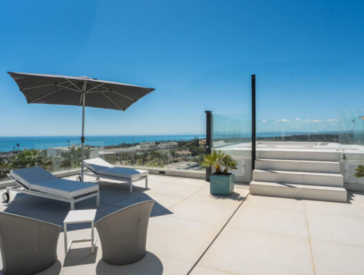 1 Villa Nuru 8-Bed Luxury Villa Estepona Top terrace and Hot Tub